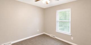 Spacious Split-Level Duplex in Independence! Spacious Split-Level Duplex in Independence! Gallery 8