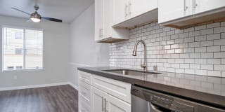 Los Robles Apartments Gallery 27
