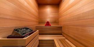 5204 Chelsea Gallery 70