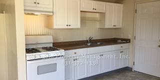 Two Bedroom One Bath House with Garage and Back Yard in Seaside Gallery 6
