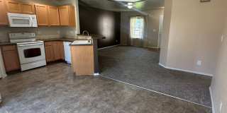 3 bedroom 2 bath home in beautiful Meridian neighborhood! 3 bedroom 2 bath home in beautiful Meridian neighborhood! Gallery 27