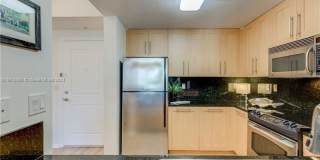 511 Southeast 5th Avenue Gallery 12