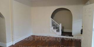 705 Nicholas St Gallery 1