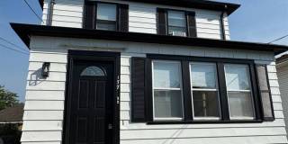 177 Bergen Street Gallery 1