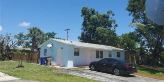 831 SW 14th Ct Gallery 1