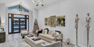 5789 Hamilton Way Gallery 5