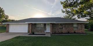 118 Westridge Drive Gallery 1