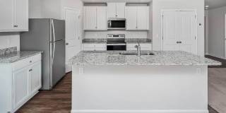 Room for Rent in 4 Bedroom Home at Trailblazer St Gallery 9