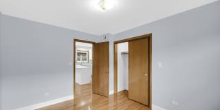 5740 N Lowell Avenue Gallery 17