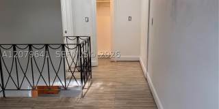 421 NE 68th St Gallery 17