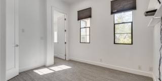 628 Edgebrook Drive Gallery 46