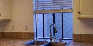 Condo Near Oxnard College Gallery 6