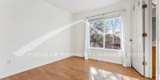 Spacious Home with Fenced Yard and Washer/Dryer Spacious Home with Fenced Yard and Washer/Dryer Gallery 12