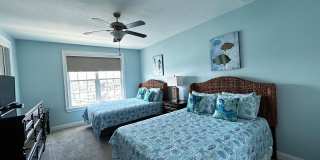 Available from September 1st to November 30th! Stunning Waterfront Home in Madeira Beach – 3 Bed / 3 Bath Gallery 9