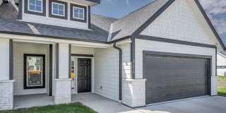 Modern Duplex with Spacious Design & Upscale Touches!! Gallery 1