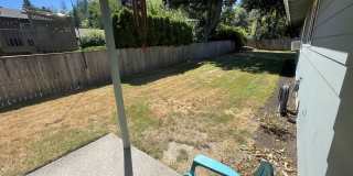 Lovely 3bed/2bath Ranch style home with HUGE private yard in a peaceful cul-de-sac! Gallery 18