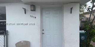 1074 NW 27th St Gallery 1