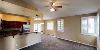 3 Bedroom Condo - Gated - Summerlin - Detached Garage- New Carpet Gallery 23