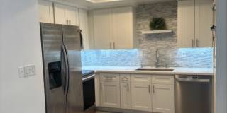 22775 Lakeway Drive Gallery 4