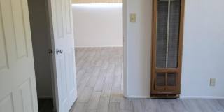 1733 E Hedrick Drive N Gallery 7
