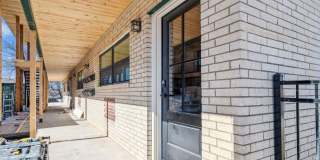 ONYX at Quincy Gallery 12