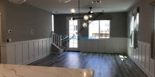 4 BR/2.5BA | Newly Renovated Single Family Home | 2-Car Covered Parking | Near Franklin Blvd! Gallery 14