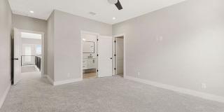 1910 E Houston St - BLDG.4 Gallery 26