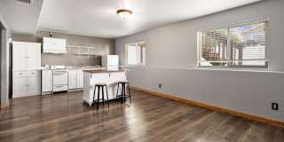 Amazing 3 Bedroom/2 Bath Bi-Level Home for Rent Gallery 13