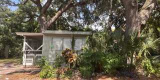 5811 Grey Street Gallery 1