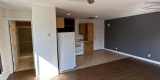 1405 East MacKenzie Drive Gallery 3