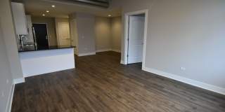 3833 N Broadway Gallery 1