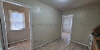 FOR RENT- 2 bedrooms on Ackermant! Pets Ok! Gallery 5