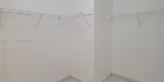7601 Dickens Ave Gallery 6