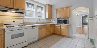 6549 N Mozart Street Gallery 10