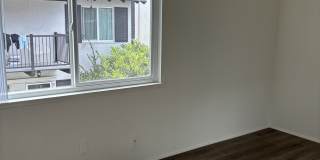 371 N Oak St Gallery 26