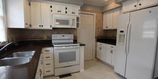 Remodeled 5bed/3.5 Bath House! Gallery 3