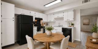 August Oaks Gallery 1