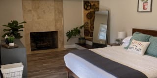 150 Duke Lane Gallery 1