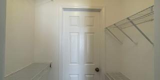 Lovely Single Family House with New Flooring & Paint! 2-Car Garage Gallery 16