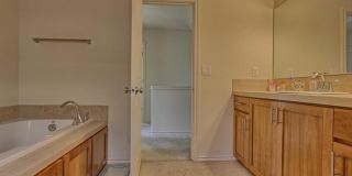 16890 Northwest Milcliff Street Gallery 15