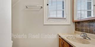 145 E 14th St Gallery 22