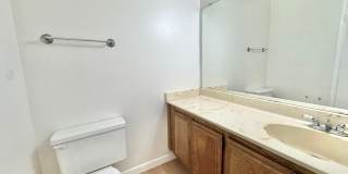 AVAILABLE NOW: BIG College Area Townhome 4bd/2.5ba HUGE garage, AC, pool, W/D Gallery 20
