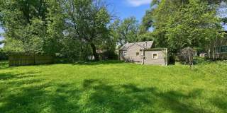 1235 River Drive Gallery 25