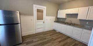$1200 - 3 bedroom 1 bath - Single Family Home Gallery 9