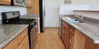 2 Story Condo with Parking, Views and Outdoor Space! Gallery 9