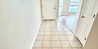 Nice 3 Bedroom Home For Rent - Includes Yard Service! Gallery 6