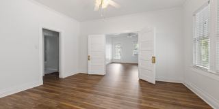 302 Versailles Boulevard Gallery 6