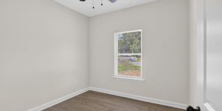 Beautiful 4-Bedroom Move-In Ready Home in the Heart of Little Rock Gallery 12