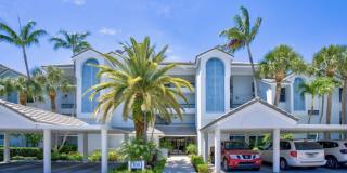 133 Bay Colony Drive N Gallery 2