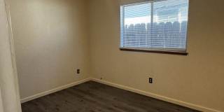 Charming 2 Bedroom, 1 Bath Home for Rent! Gallery 18